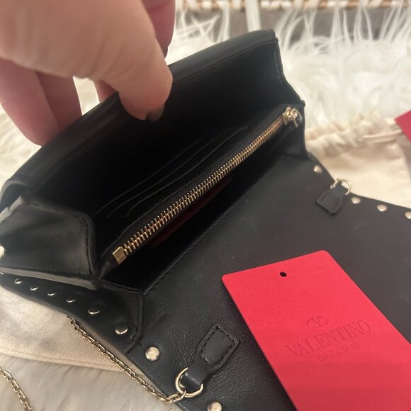 Valentino Garavani Rockstud Crossbody-golden bronze tone rockstuds and chain - Picture 10 of 11